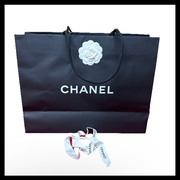 Chanel Empty Paper Black Shopping Bag Rope Handles 13” X17x6” With White Ribbon - Picture 9 of 12
